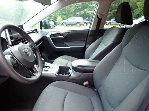 Used 2023 Toyota RAV4 XLE w/ XLE Grade Weather Package AWD/4WD image 10