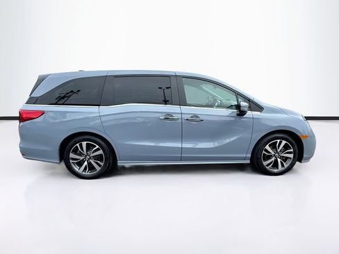 Certified 2024 Honda Odyssey Touring image 8