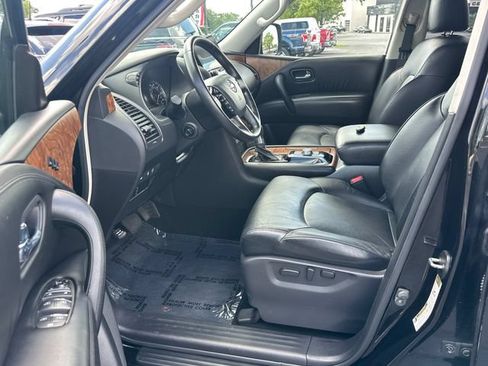Used 2023 Nissan Armada SL w/ Captain's Chairs Package AWD/4WD image 9