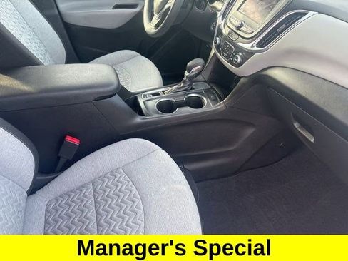 Used 2023 Chevrolet Equinox LT FWD image 38
