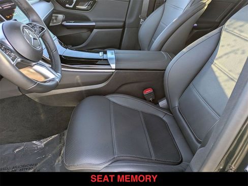 Certified 2025 Mercedes-Benz GLC 300 4MATIC image 13