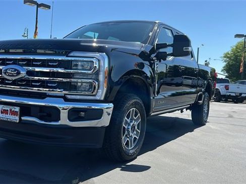 New 2025 Ford F250 Lariat w/ FX4 Off-Road Package image 9