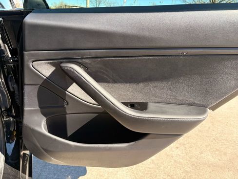 Used 2020 Tesla Model 3 Long Range image 29