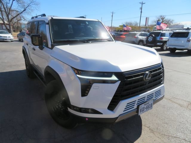 Used 2024 Lexus GX 550 AWD/4WD image 3