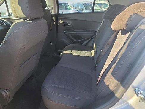 Used 2022 Chevrolet Trax LS w/ Tint and Cruise Package image 12