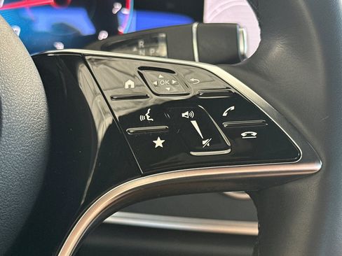 Used 2022 Mercedes-Benz E 350 Sedan image 31