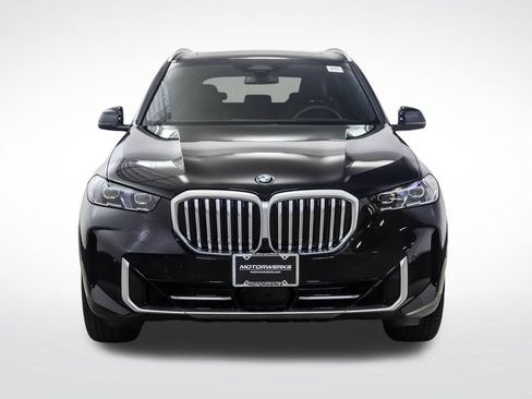 New 2026 BMW X5 xDrive40i w/ Premium Package AWD/4WD image 8
