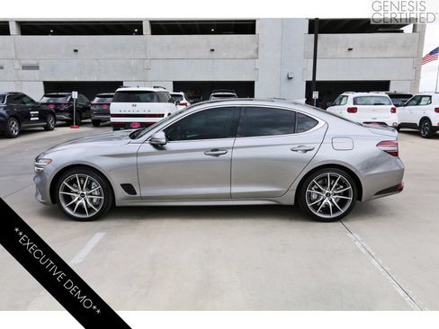 Used 2026 Genesis G70 2.5T Prestige RWD image 5
