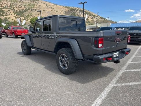 Used 2023 Jeep Gladiator Rubicon w/ Cold Weather Group image 6