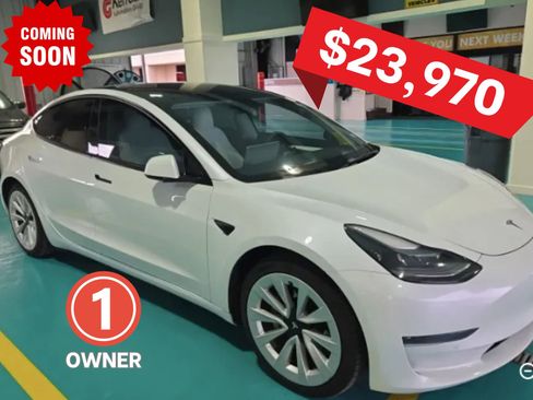 Used 2022 Tesla Model 3 Long Range AWD/4WD image 1