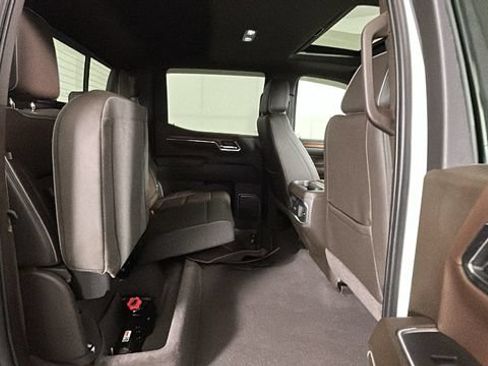 Used 2023 GMC Sierra 1500 Denali w/ Denali Reserve Package AWD/4WD image 29