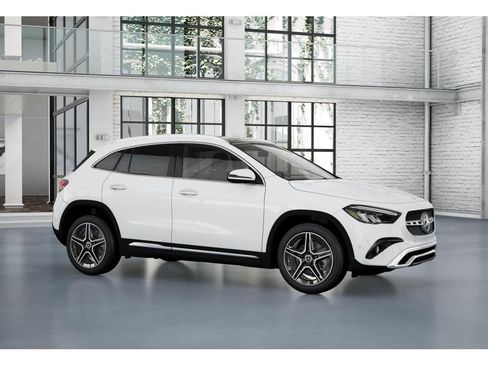 New 2026 Mercedes-Benz GLA 250 4MATIC image 13