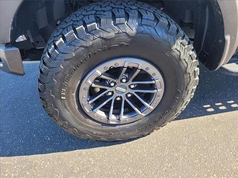 Used 2020 Ford F150 Raptor w/ Equipment Group 802A Luxury AWD/4WD image 2
