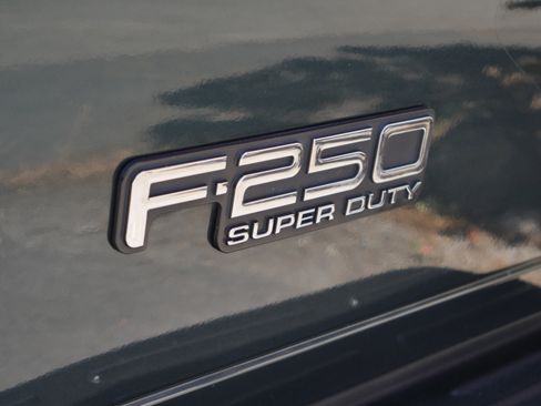 Used 2004 Ford F250 4x4 SuperCab Super Duty image 22