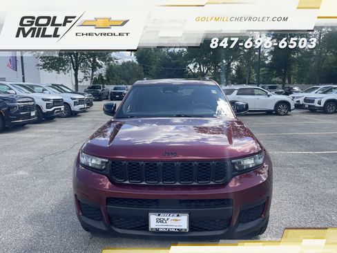 Used 2023 Jeep Grand Cherokee L Laredo AWD/4WD image 3