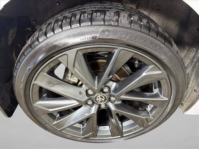 Used 2025 Toyota Corolla SE FWD image 17