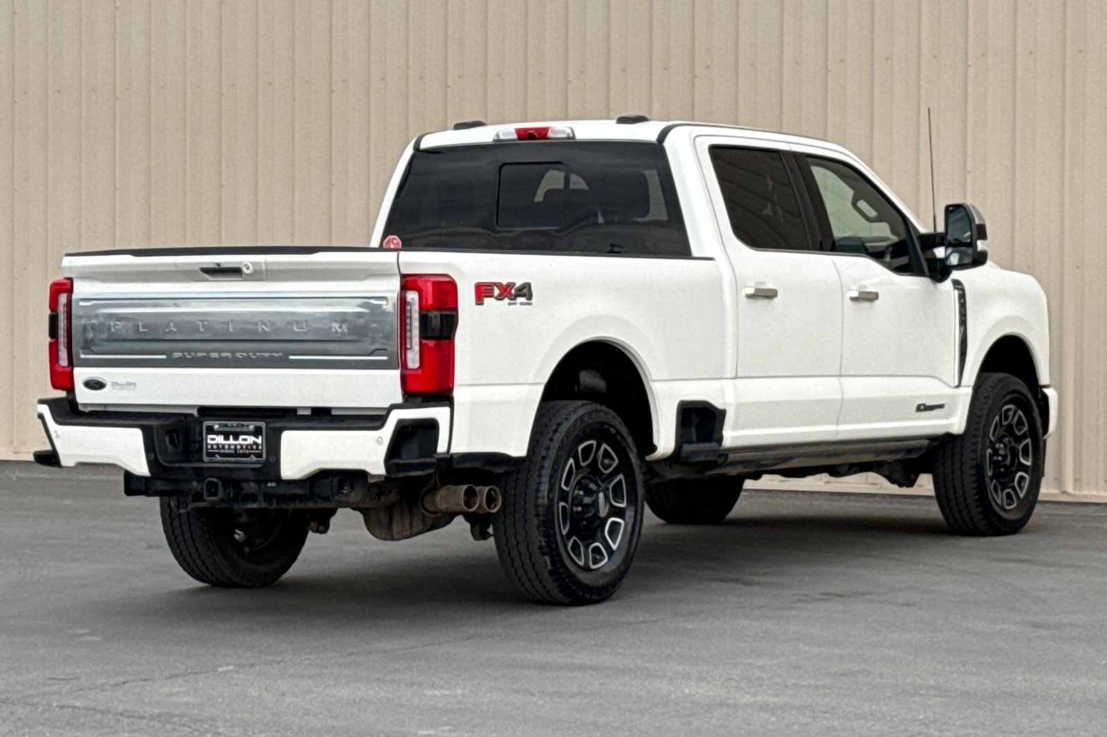Used 2023 Ford F350 Platinum AWD/4WD image 7