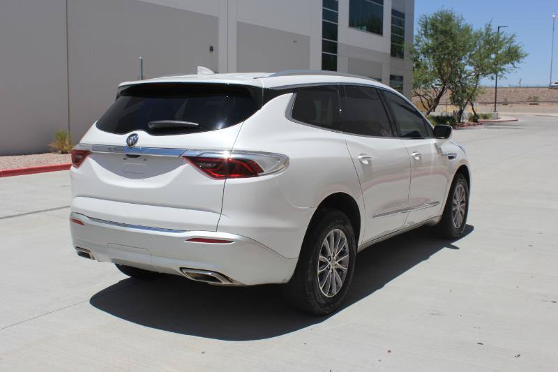 Used 2023 Buick Enclave Essence w/ Sound and Sites Package AWD/4WD image 5