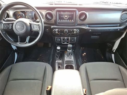 Used 2020 Jeep Wrangler Unlimited Sport image 11