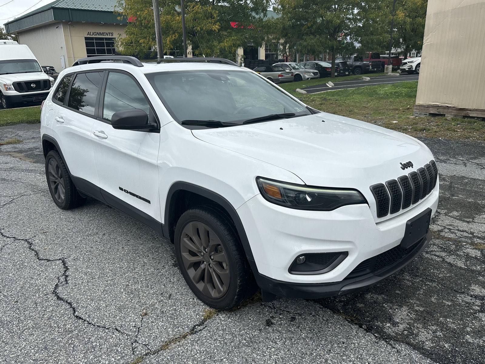 Used 2021 Jeep Cherokee Latitude Lux 80th Anniv w/ Quick Order Package 26U 80TH AWD/4WD image 2