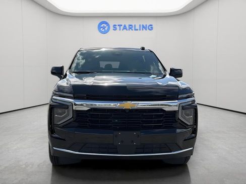 Certified 2025 Chevrolet Suburban LS RWD image 15