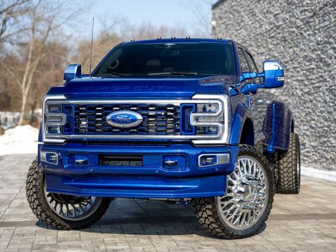 Used 2026 Ford F450 Platinum w/ Platinum Plus Package image 4