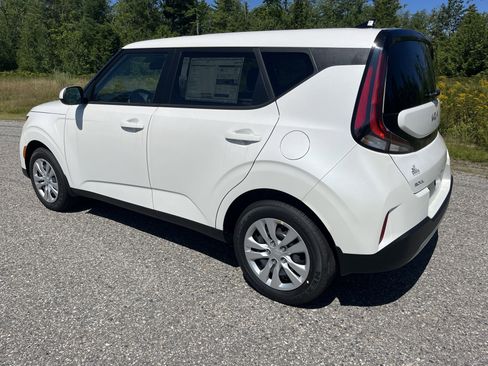 New 2025 Kia Soul LX image 5