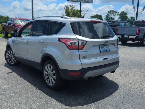 Used 2017 Ford Escape Titanium FWD image 9