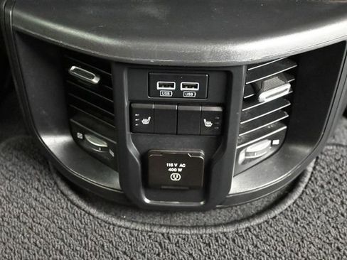 Used 2022 RAM 3500 Laramie AWD/4WD image 15