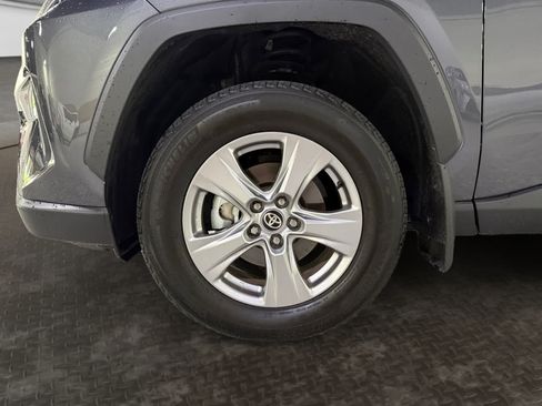 Used 2025 Toyota RAV4 XLE w/ Convenience Package FWD image 21