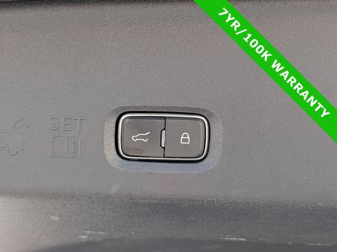Certified 2025 Ford Expedition Max Platinum w/ Driver's Package AWD/4WD image 13