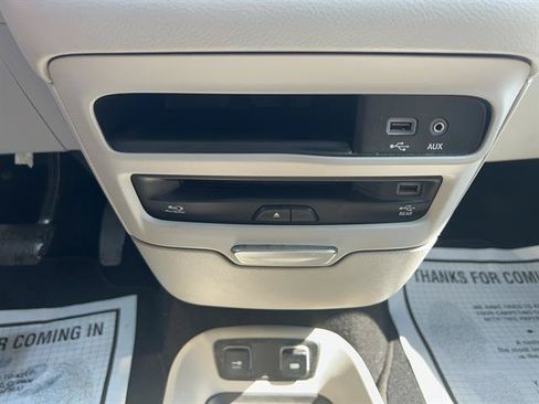 Used 2018 Chrysler Pacifica Touring-L Plus w/ Advanced Safetytec Group FWD image 26