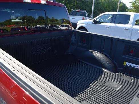 Used 2021 Ford F150 Lariat w/ Equipment Group 502A High AWD/4WD image 6