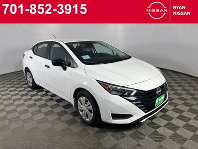 New 2025 Nissan Versa S w/ Trunk Package