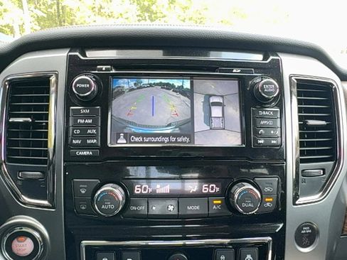 Used 2017 Nissan Titan Platinum Reserve RWD image 27