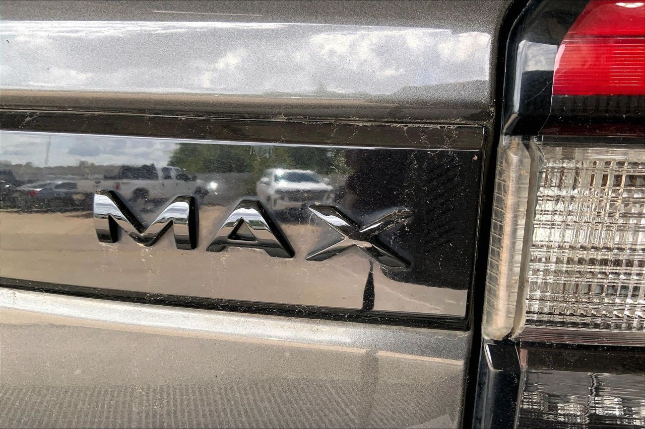 Used 2021 Ford Expedition Max Limited AWD/4WD image 9