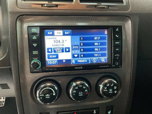 Used 2013 Dodge Challenger R/T RWD image 15