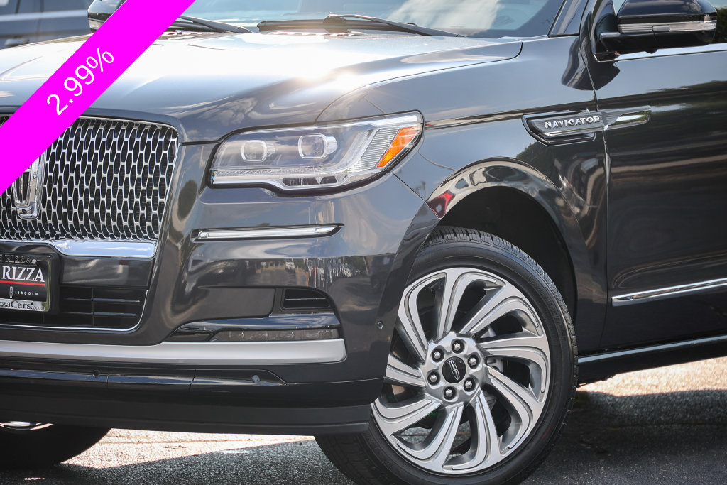 Certified 2024 Lincoln Navigator Reserve AWD/4WD image 23