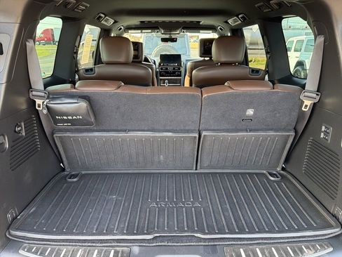 Used 2023 Nissan Armada Platinum w/ Captain's Chairs Package image 8