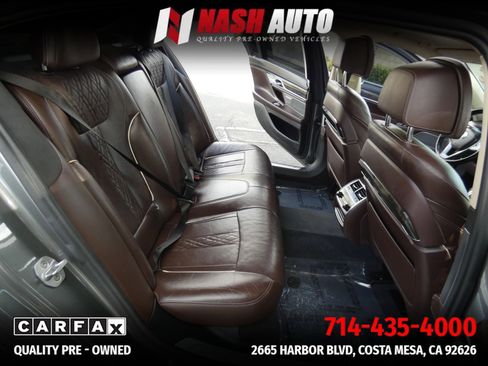 Used 2018 BMW 740i RWD image 31