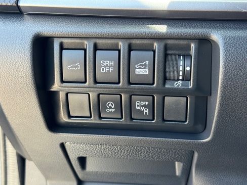 Used 2024 Subaru Forester Premium image 23