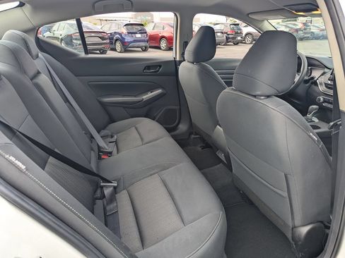 Used 2025 Nissan Altima 2.5 SV FWD image 29