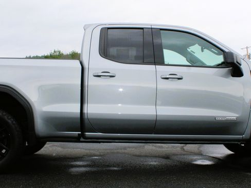 Used 2023 GMC Sierra 1500 Elevation AWD/4WD image 6