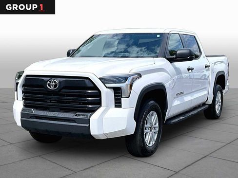 Used 2025 Toyota Tundra SR5 AWD/4WD image 1