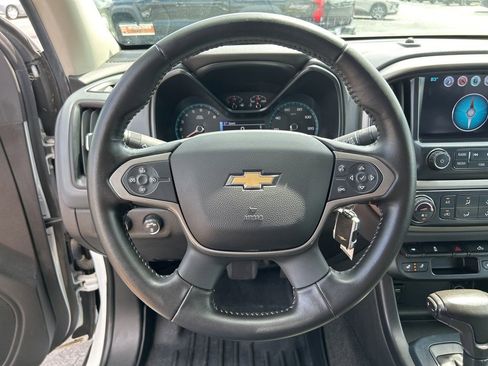 Used 2018 Chevrolet Colorado Z71 AWD/4WD image 19