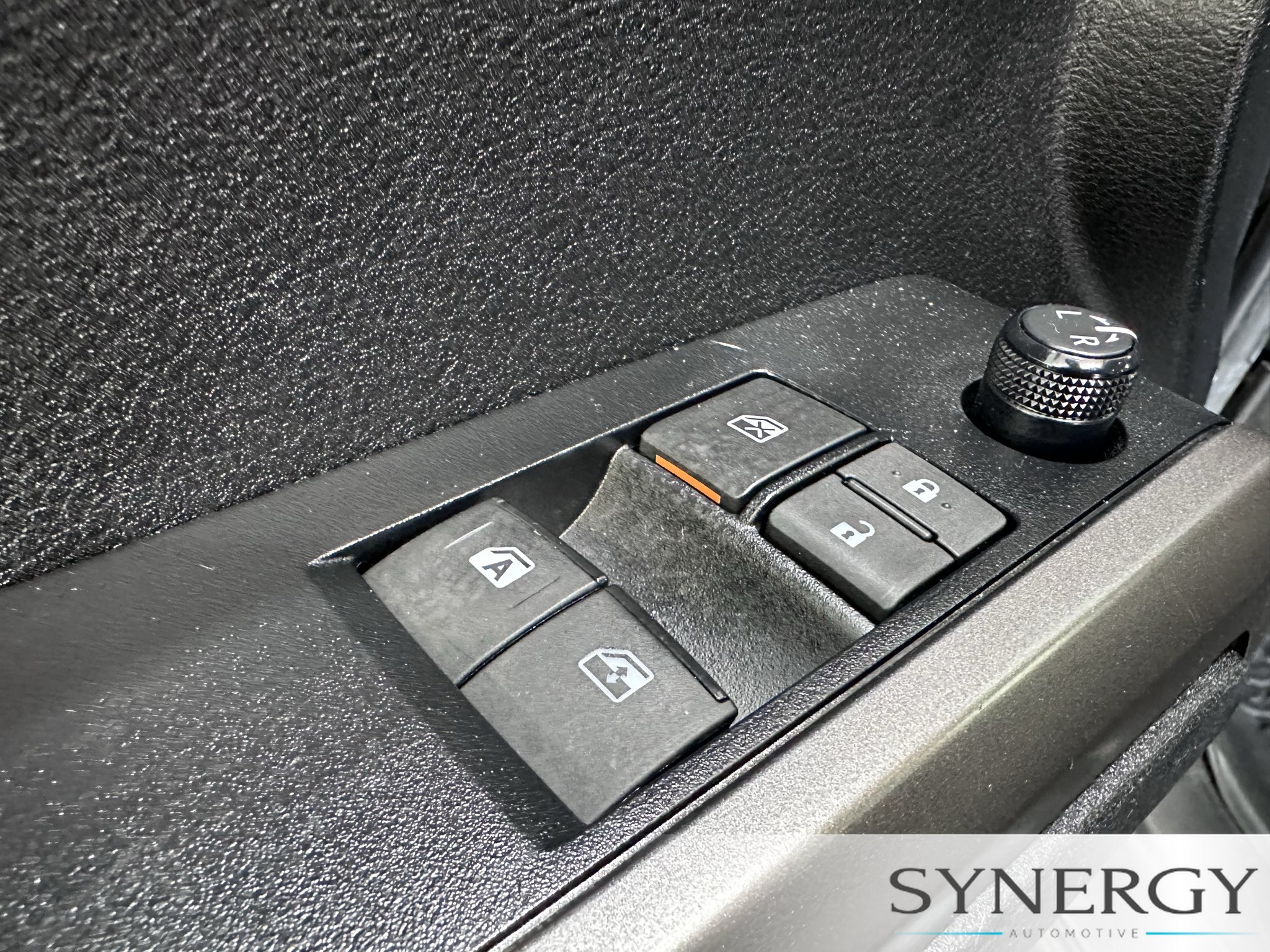 Used 2022 Toyota Tacoma SR5 w/ SR5 Appearance Package (SM) RWD image 23