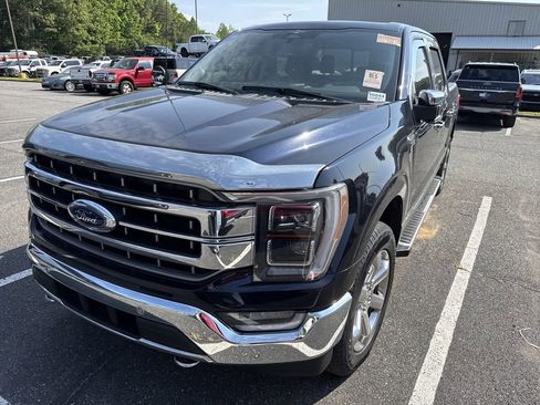 Used 2023 Ford F150 Lariat w/ Equipment Group 502A High AWD/4WD image 5