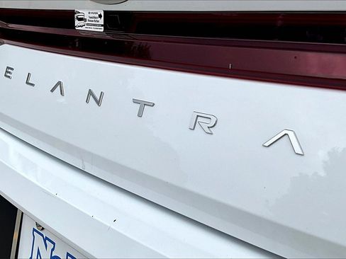 Certified 2025 Hyundai Elantra Sport image 8