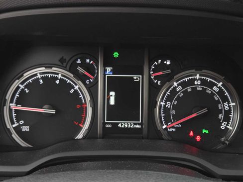 Used 2023 Toyota 4Runner Limited image 26