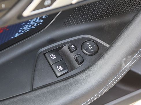 Used 2023 BMW M2 RWD image 19